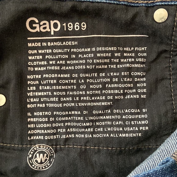 Women’s Gap Sexy Boyfriend Denim Jean Shorts Size 28 - Picture 8 of 10